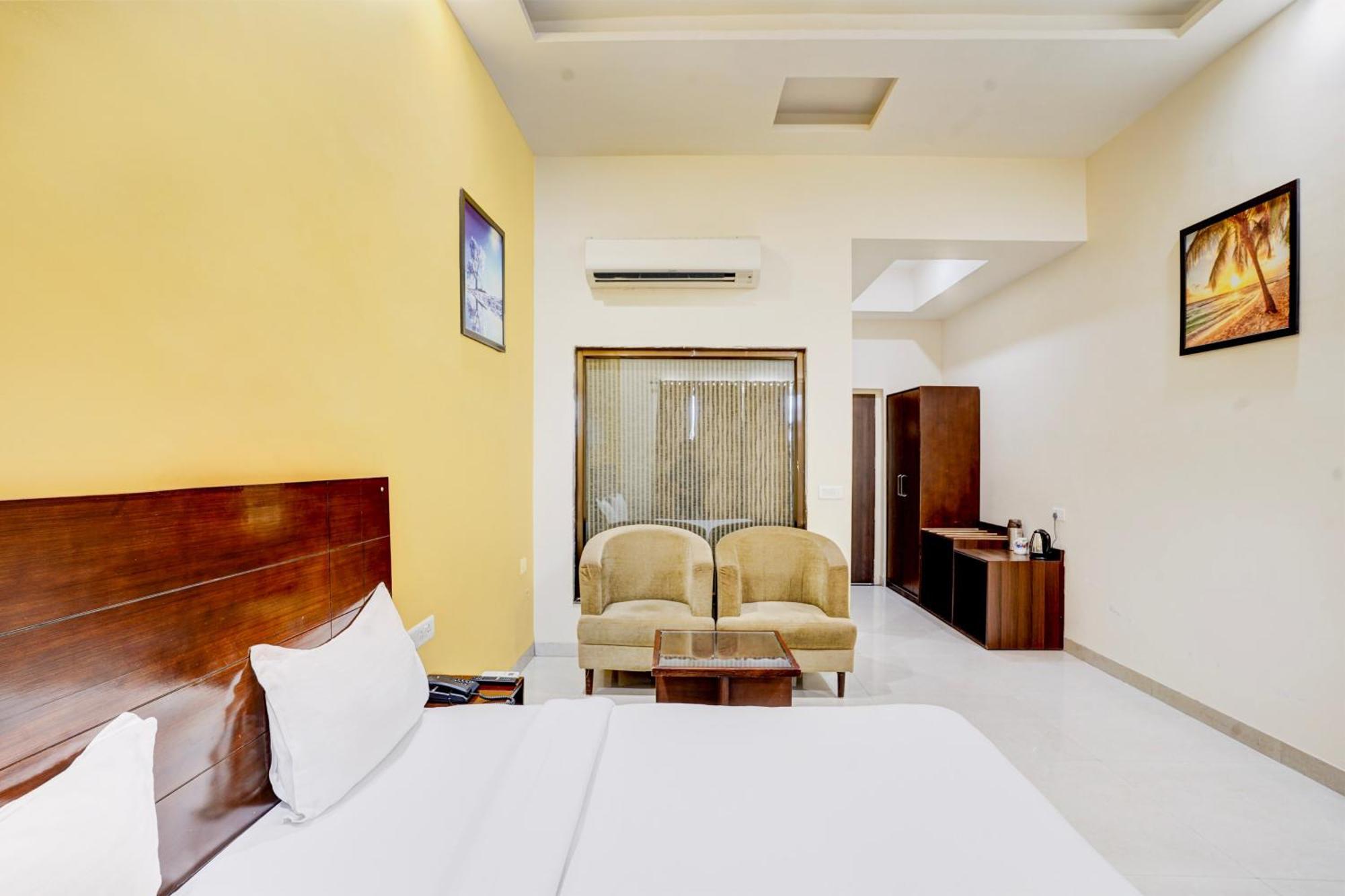 Hotel Amrit Manthan Chittorgarh 外观 照片